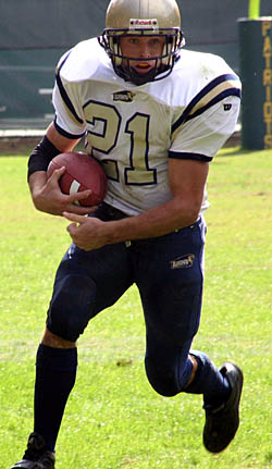 TCNJ running back Cory Schoonover
